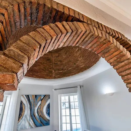 Pet-friendly With Private Pool Close To The *