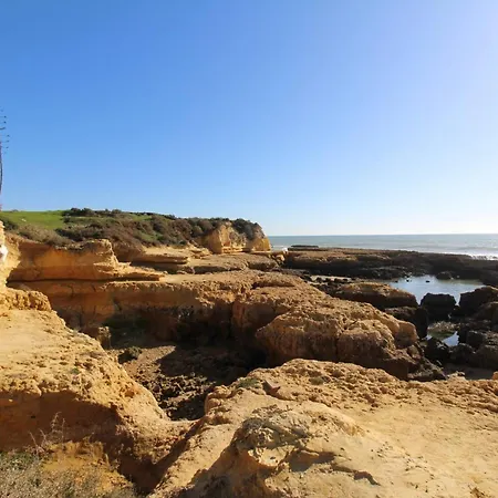 Pet-friendly With Private Pool Close To The Вилла Gale (Albufeira)