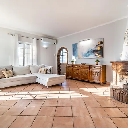 Pet-friendly With Private Pool Close To The